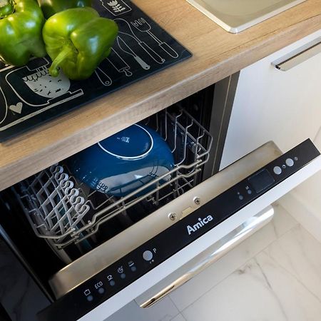 Bilini Castropola Apartment Bagian luar foto